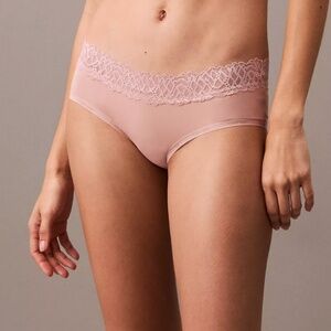 NWT/ Calvin Klein Women's Attraction Hipster - Pink - S